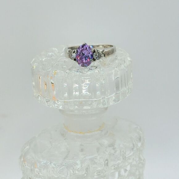Vintage Silver purple sapphire diamond ring - Picture 6 of 11